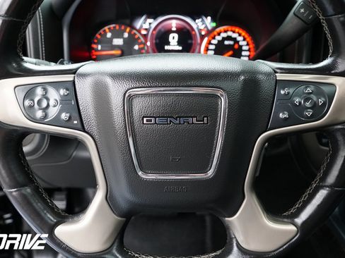 Used 2015 GMC Sierra 2500 Denali w/ Duramax Plus Package image 27