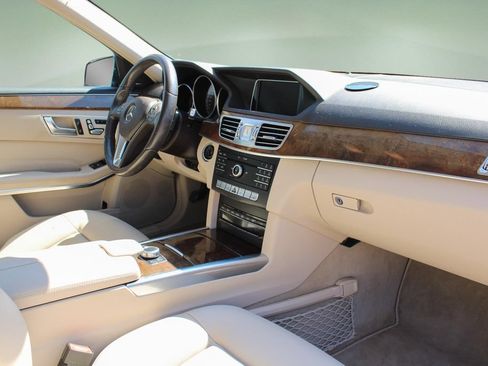 Used 2016 Mercedes-Benz E 350 4MATIC Wagon image 22