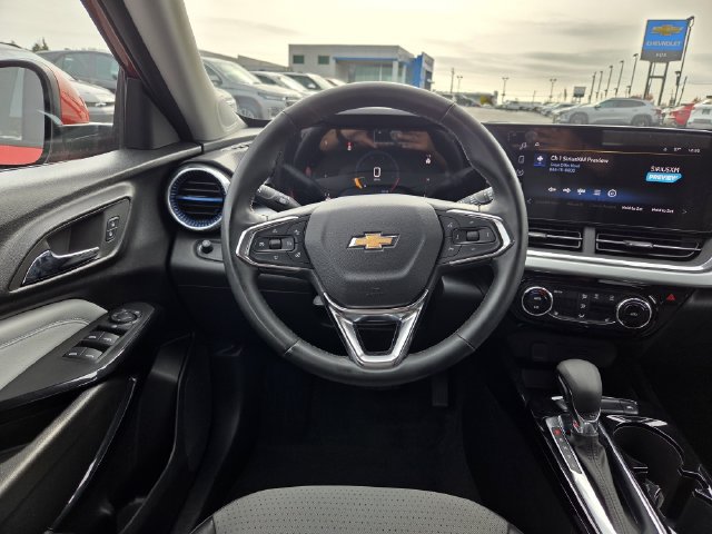 Certified 2024 Chevrolet Trax LT w/ Driver Confidence Package FWD image 17