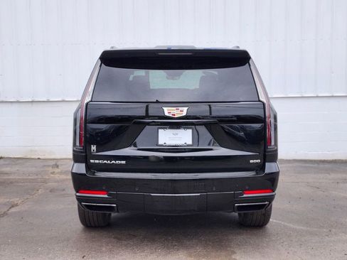 Used 2026 Cadillac Escalade Sport AWD/4WD image 4