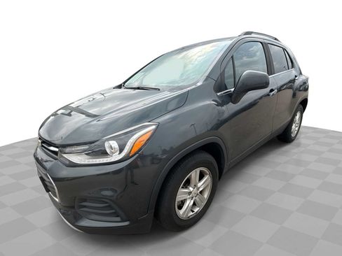 Certified 2018 Chevrolet Trax LT w/ LT Convenience Package FWD image 1