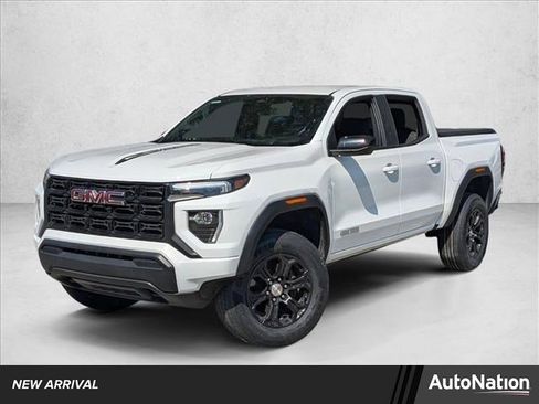 Used 2024 GMC Canyon Elevation image 1