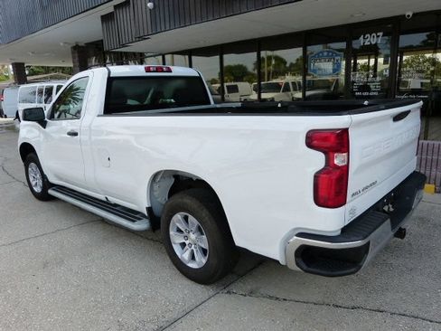 Used 2025 Chevrolet Silverado 1500 W/T RWD image 3