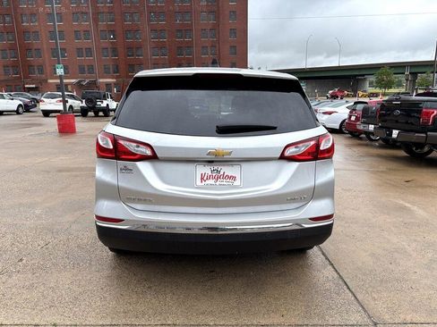 Used 2021 Chevrolet Equinox LT w/ Driver Convenience Package image 6