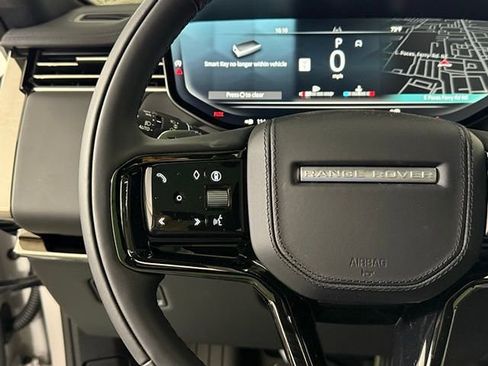 New 2026 Land Rover Range Rover Sport Dynamic SE AWD/4WD image 39