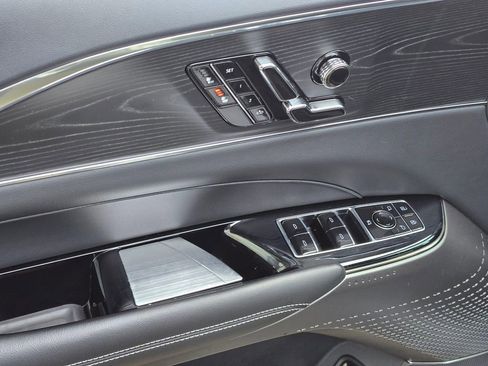 Certified 2024 Cadillac Lyriq Luxury w/ LPO, Floor Liner Package image 23