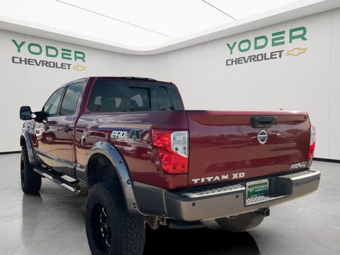 Used 2017 Nissan Titan PRO-4X w/ Pro-4x Convenience Package AWD/4WD image 10