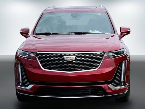 Used 2025 Cadillac XT6 Premium Luxury AWD/4WD image 7