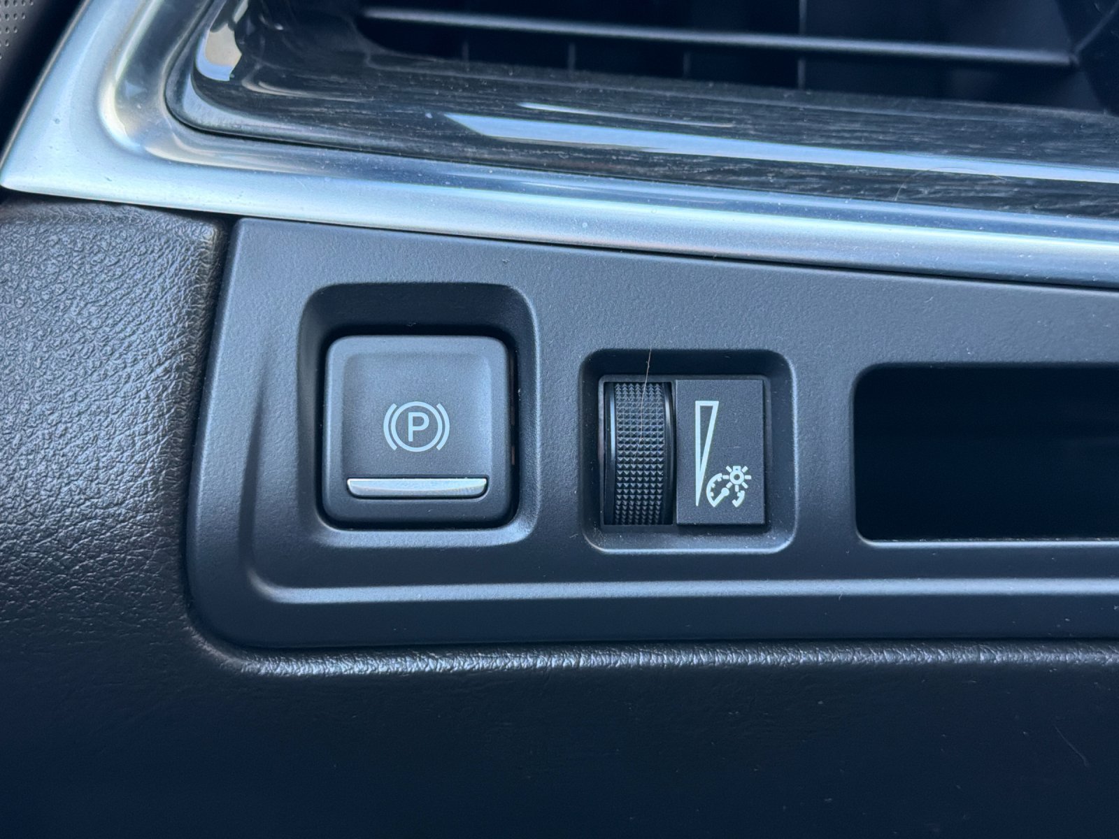 Used 2023 Cadillac XT5 Premium Luxury AWD/4WD image 32