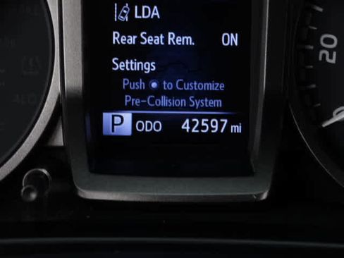 Used 2023 Toyota Tacoma TRD Off-Road image 27