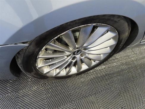 Used 2014 Hyundai Equus Ultimate image 8