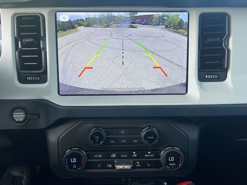 New 2026 Ford Bronco Heritage Edition AWD/4WD image 4