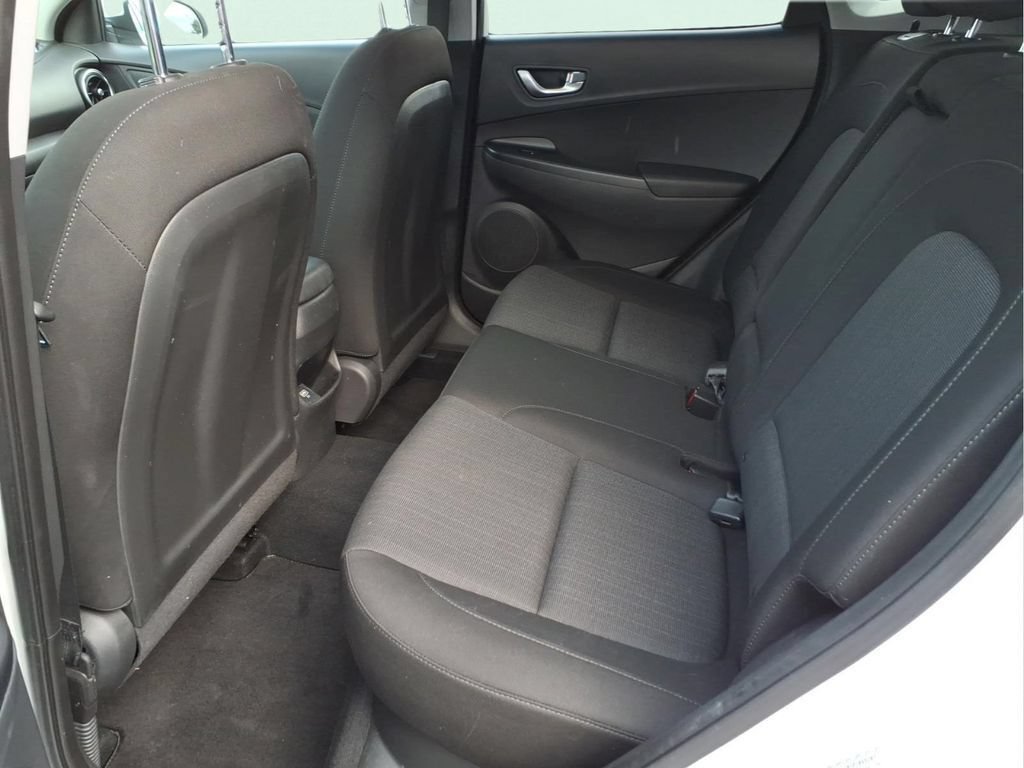 Used 2023 Hyundai Kona SEL w/ Convenience Package AWD/4WD image 17