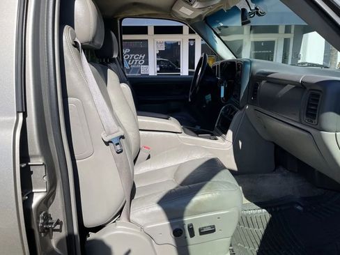 Used 2003 Chevrolet Tahoe LT image 23