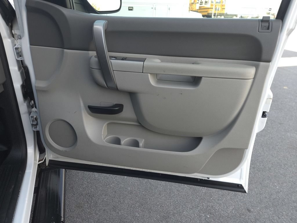 Used 2012 Chevrolet Silverado 3500 W/T AWD/4WD image 17