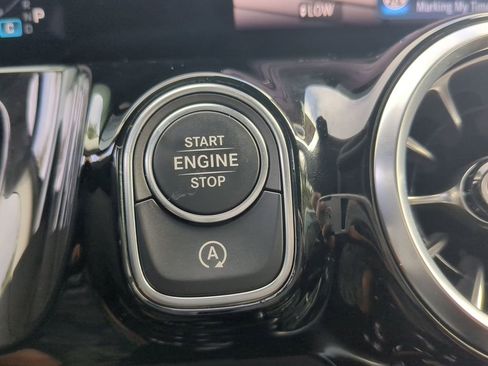 Used 2024 Mercedes-Benz GLA 250 4MATIC image 16