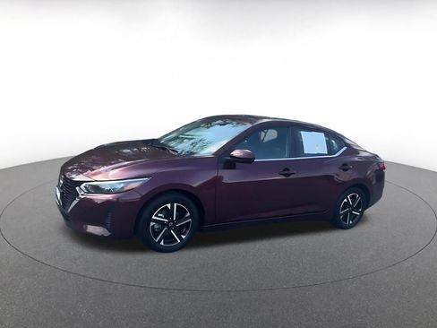 Used 2025 Nissan Sentra SV image 7