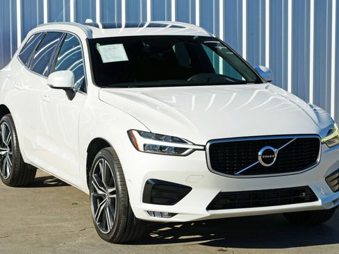 Used 2019 Volvo XC60 T5 R-Design w/ Protection Package image 51