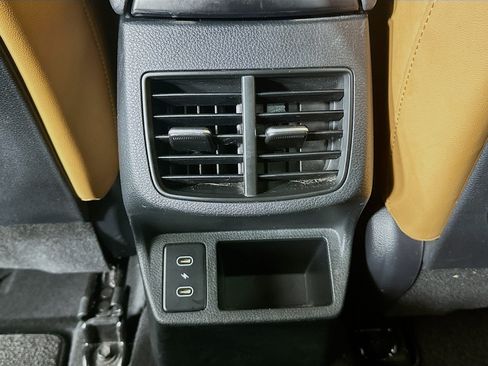 Used 2024 Kia Seltos EX AWD/4WD image 28