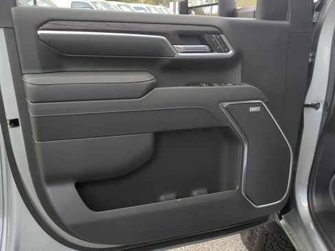 New 2026 GMC Sierra 2500 SLT w/ SLT Premium Package image 23