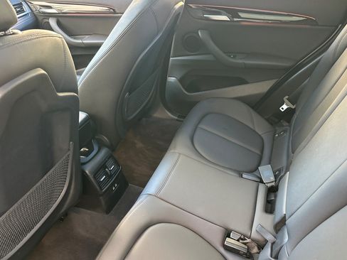 Used 2021 BMW X1 sDrive28i w/ Premium Package FWD image 11