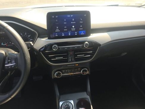 Used 2022 Ford Escape SE w/ Convenience Package image 25