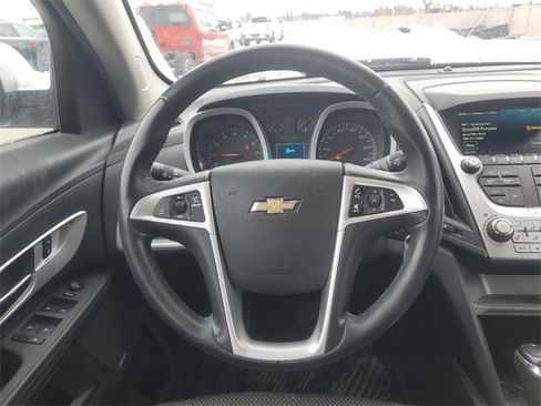 Used 2017 Chevrolet Equinox LT w/ Convenience Package image 28