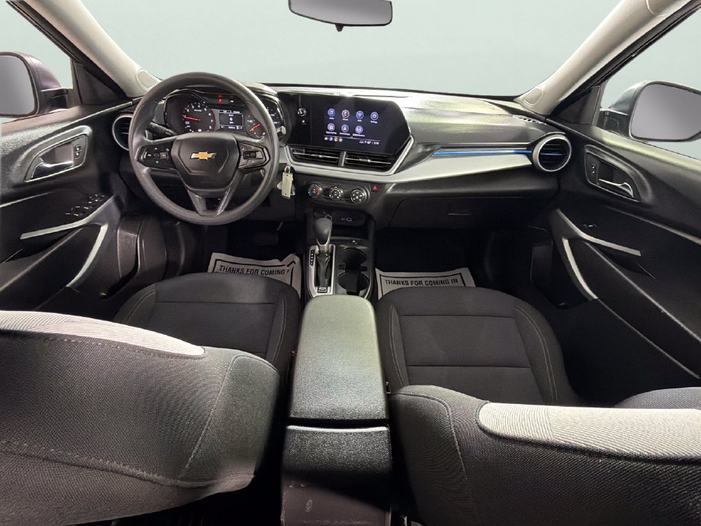 Certified 2024 Chevrolet Trax LS FWD image 32