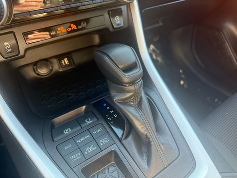 Used 2024 Toyota RAV4 LE image 15