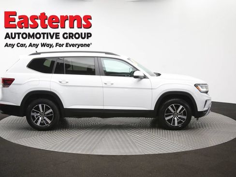 Used 2022 Volkswagen Atlas SE AWD/4WD image 45