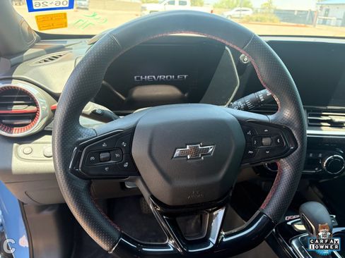 Certified 2024 Chevrolet Trax RS w/ Sunroof Package FWD image 16