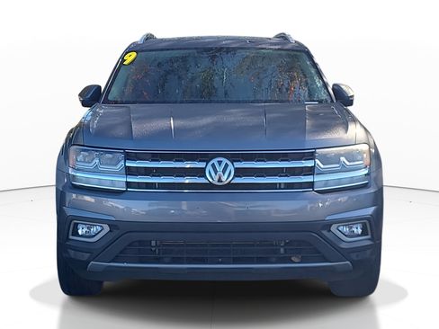 Used 2019 Volkswagen Atlas SEL Premium image 2