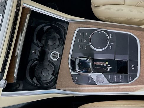 Used 2021 BMW 330i Sedan image 17