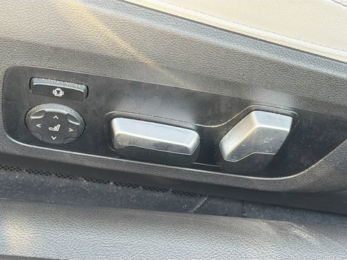 Used 2022 BMW M4 Coupe w/ Executive Package image 23