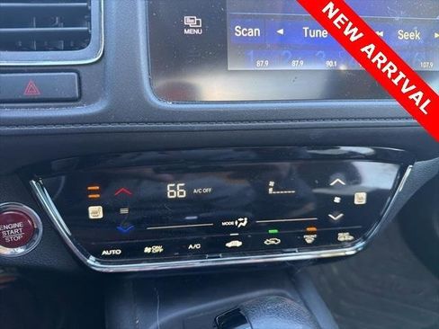 Used 2017 Honda HR-V EX image 16