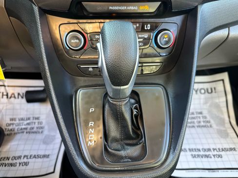 Used 2022 Ford Transit Connect XL image 47