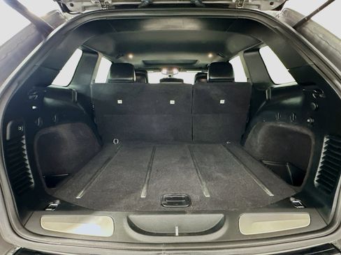 Used 2017 Jeep Grand Cherokee Limited image 31