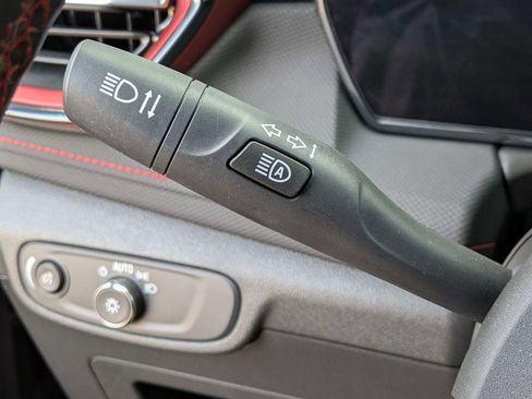 Used 2024 Chevrolet TrailBlazer RS w/ Convenience Package image 27