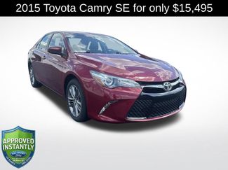 Used 2015 Toyota Camry SE w/ Moonroof Package FWD video 1