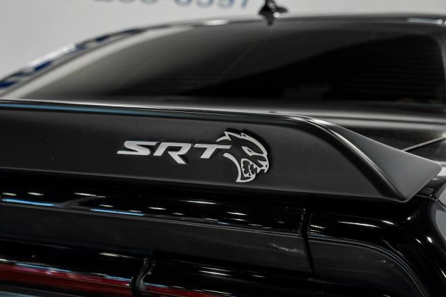 Used 2020 Dodge Challenger SRT Hellcat w/ Plus Package RWD image 40