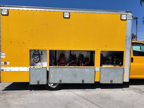 Used 2016 GMC Savana 3500 Extended image 33