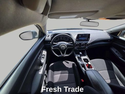 Used 2024 Nissan Sentra SV FWD image 11