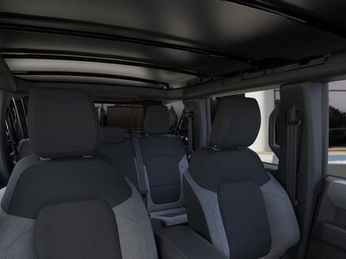 New 2025 Ford Bronco image 12