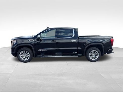 New 2026 GMC Sierra 1500 Denali w/ Technology Package AWD/4WD image 2