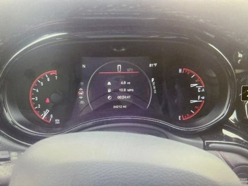 Used 2025 Dodge Durango GT AWD/4WD image 13