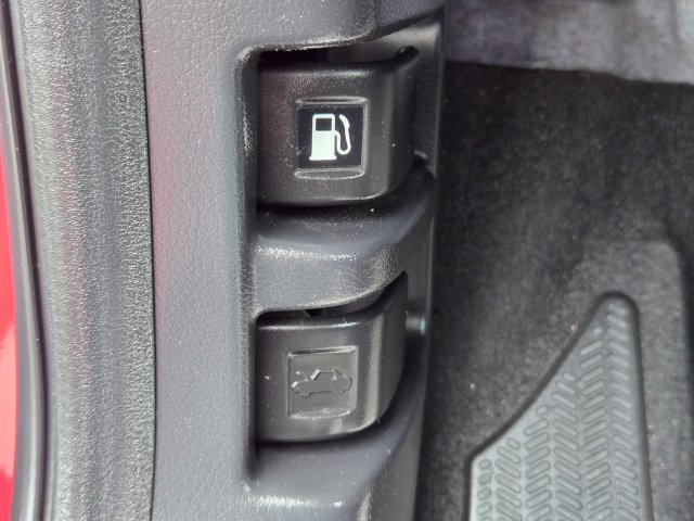 Used 2018 Honda HR-V LX image 21