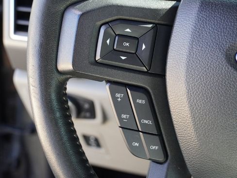 Used 2018 Ford F150 XLT w/ Equipment Group 302A Luxury image 21