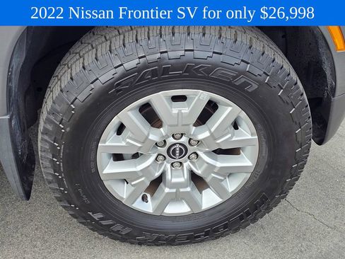 Used 2022 Nissan Frontier SV w/ Technology Package RWD image 8
