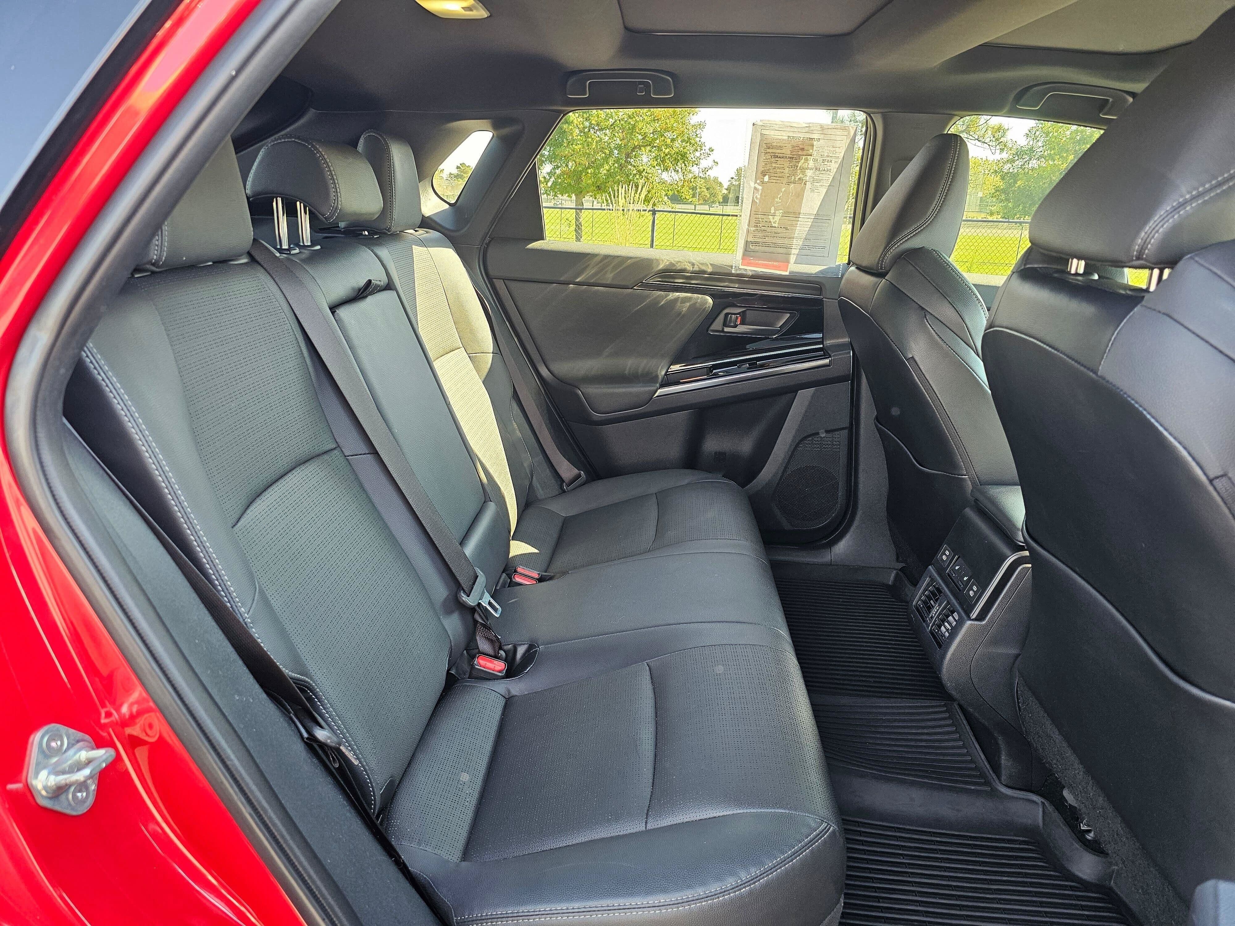 Used 2023 Toyota bZ4X AWD image 10