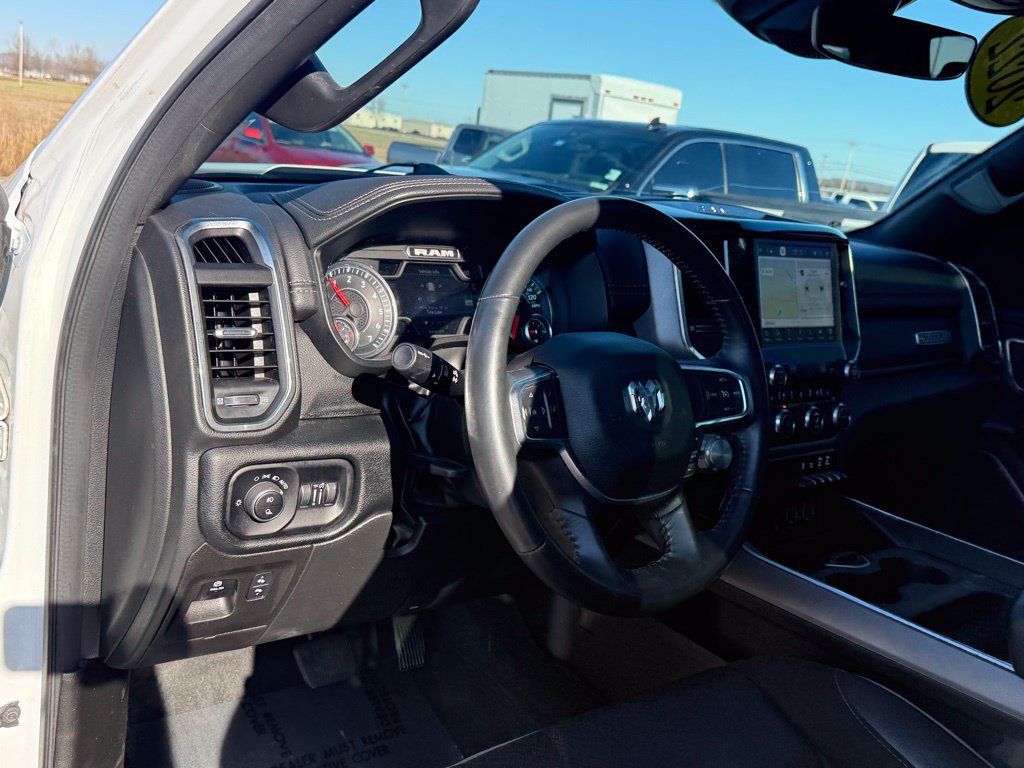Used 2022 RAM 1500 Laramie AWD/4WD image 4